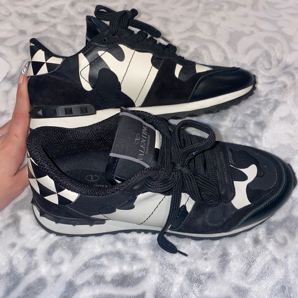 Valentino rockrunners camo sneakers size 37 GENTLY USED